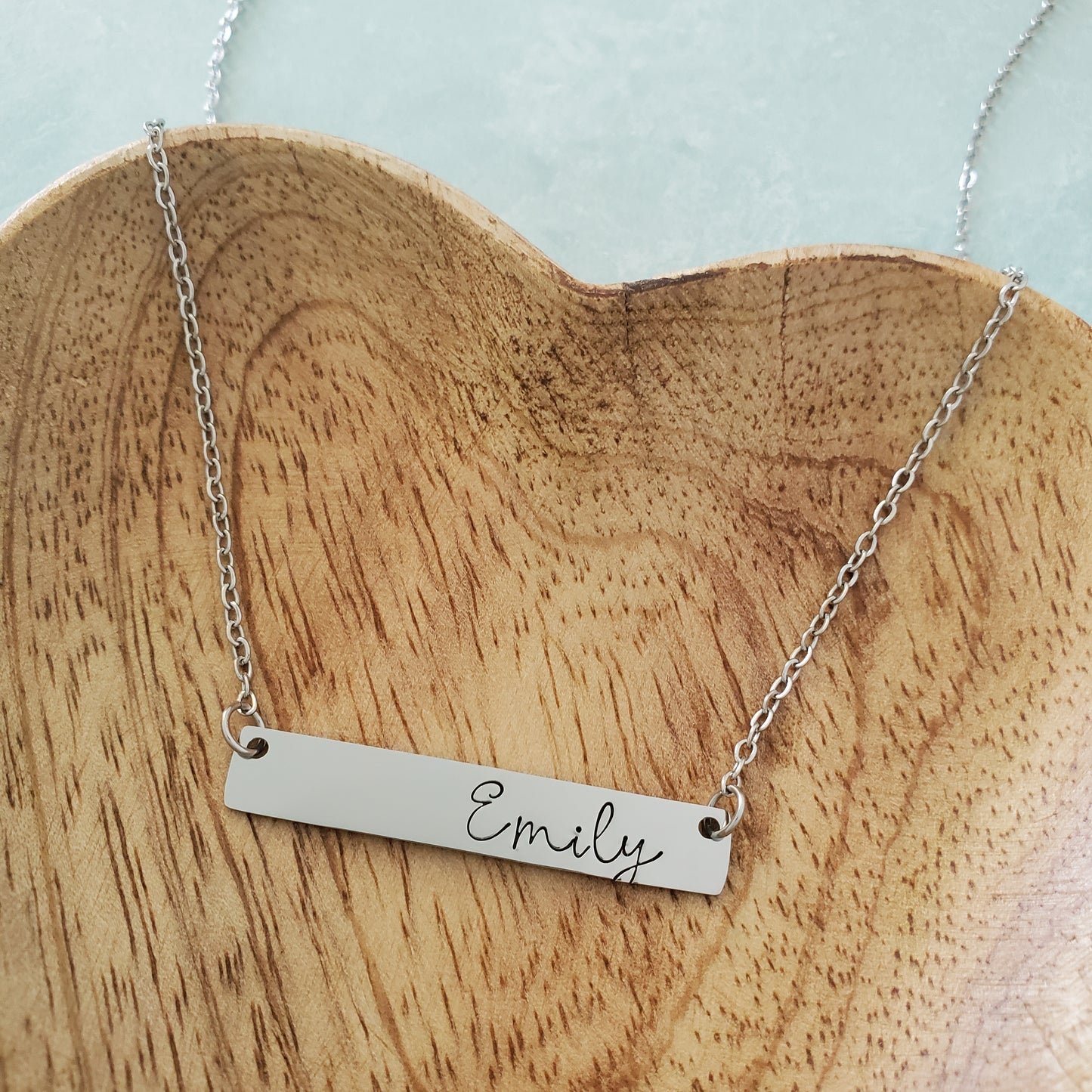 Horizontal Bar Necklace Script Name