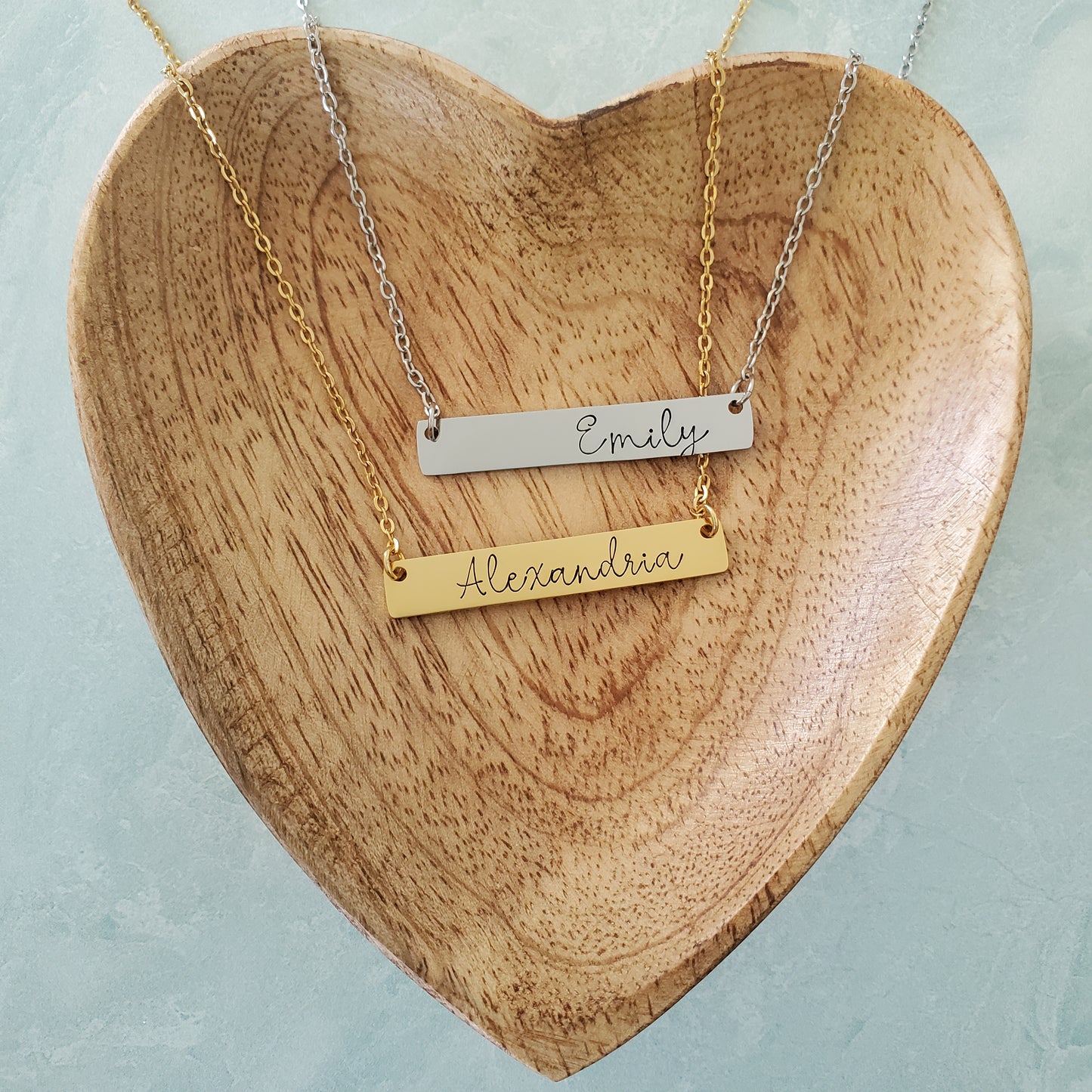 Horizontal Bar Necklace Script Name