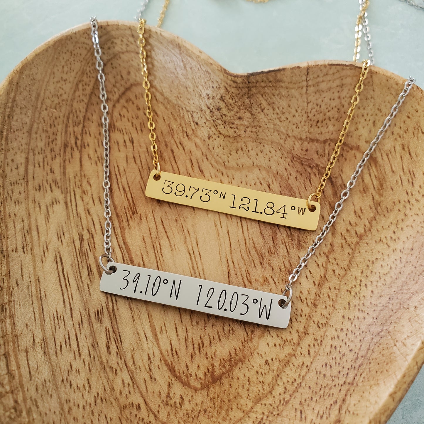 Horizontal Bar Necklace Coordinates
