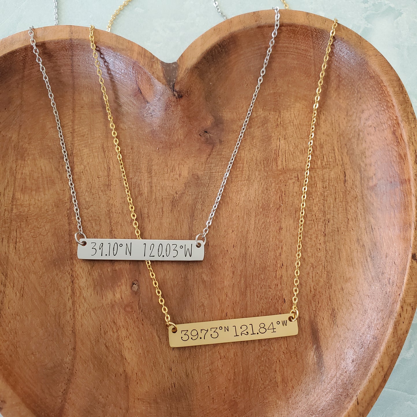 Horizontal Bar Necklace Coordinates