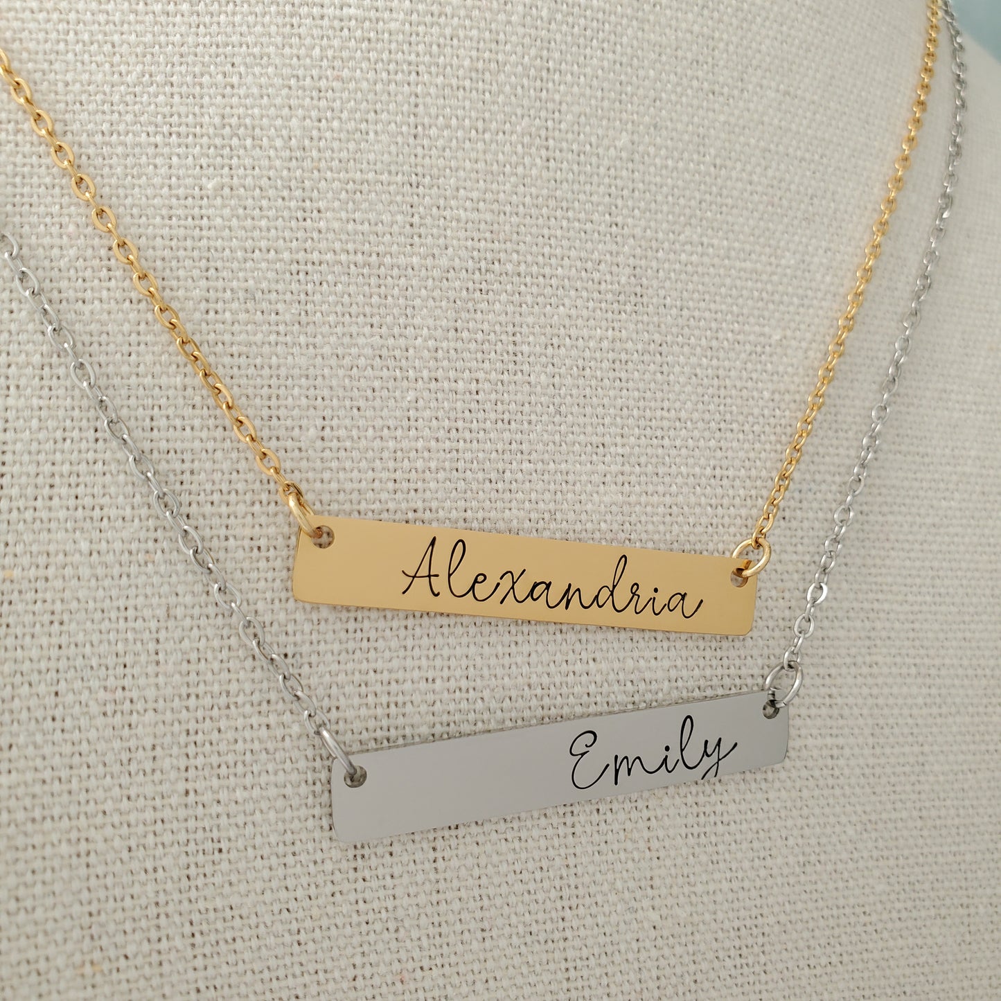 Horizontal Bar Necklace Script Name