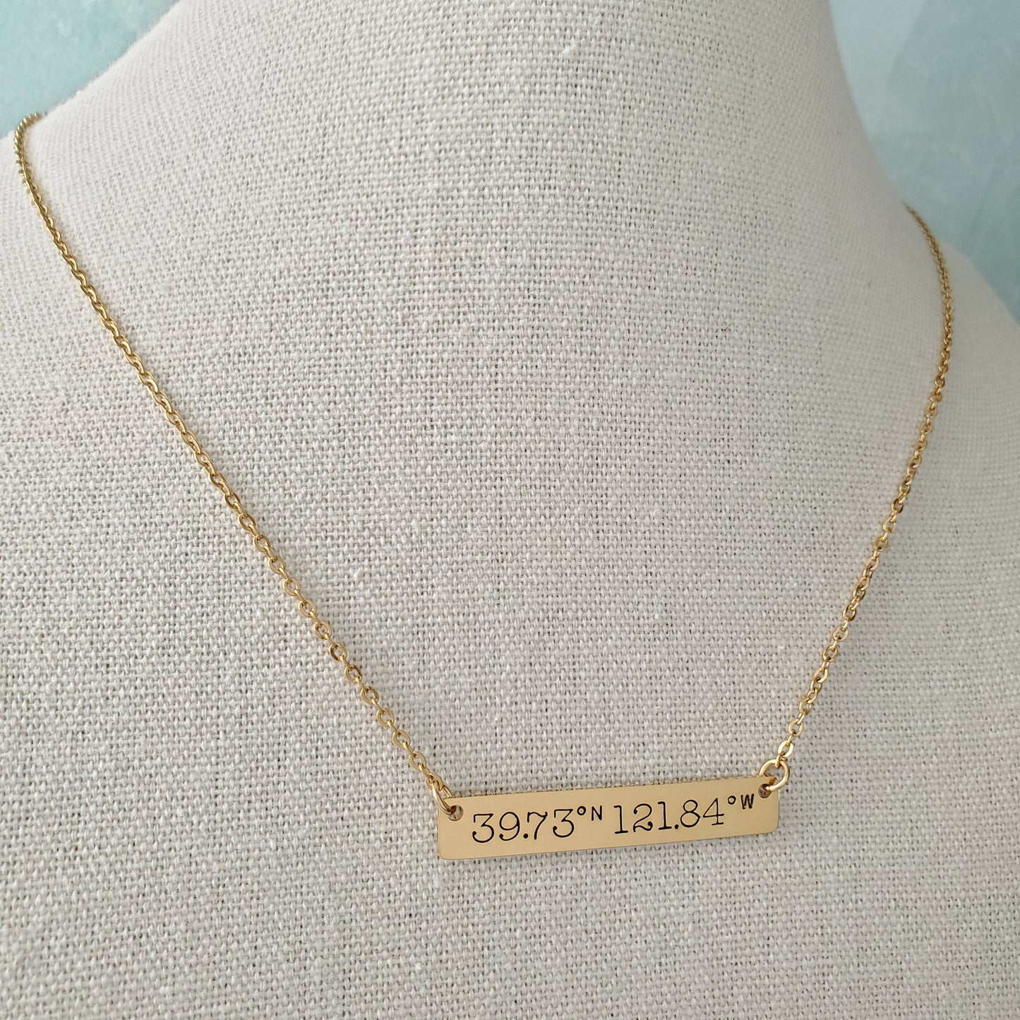 Horizontal Bar Necklace Coordinates