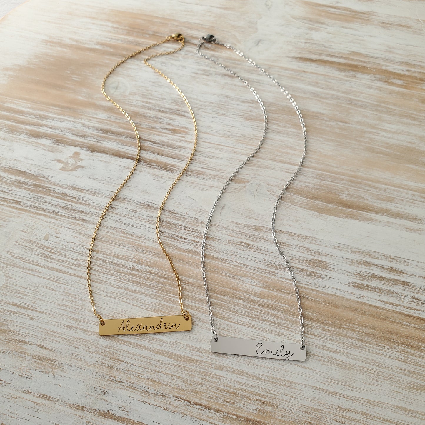 Horizontal Bar Necklace Script Name