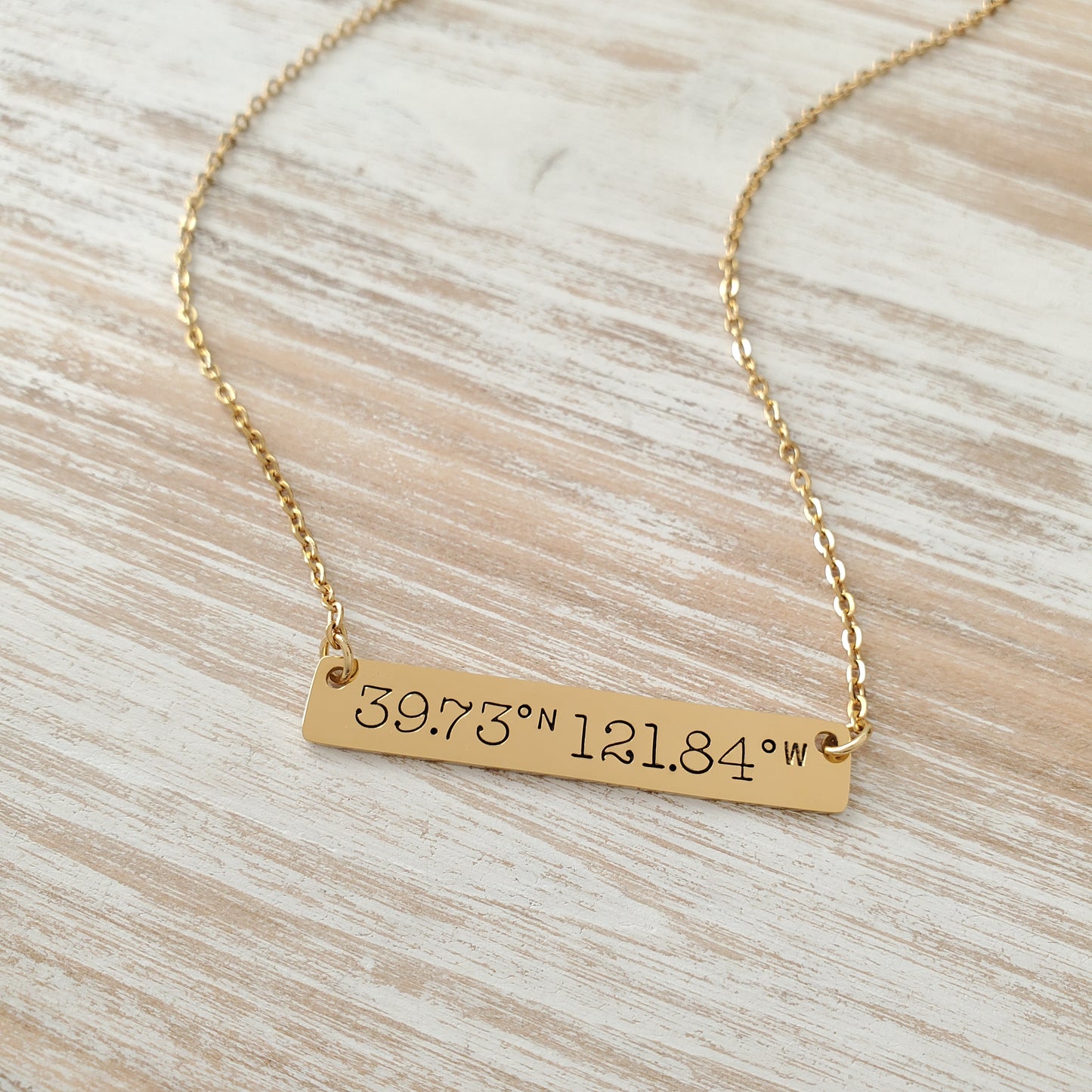 Horizontal Bar Necklace Coordinates