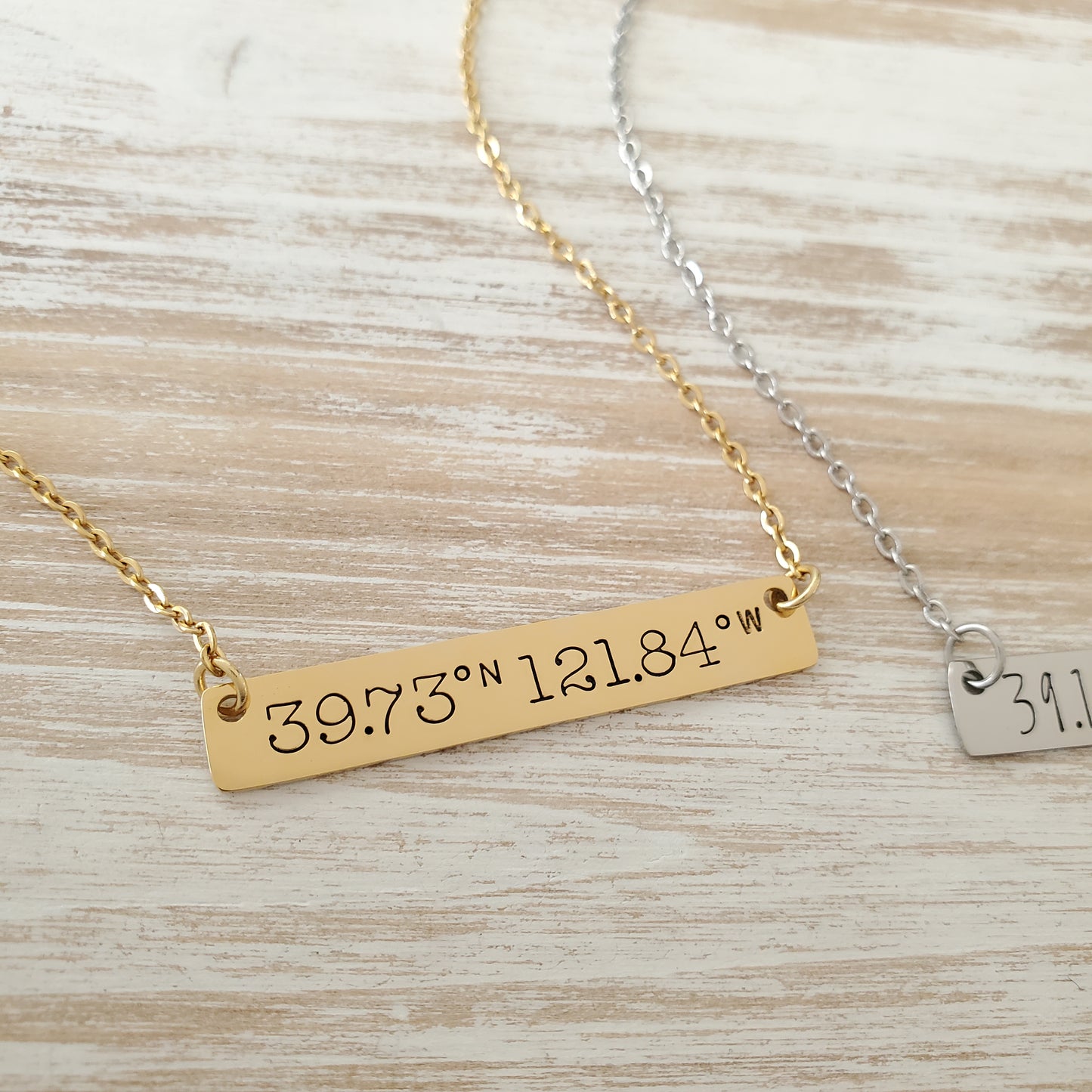 Horizontal Bar Necklace Coordinates