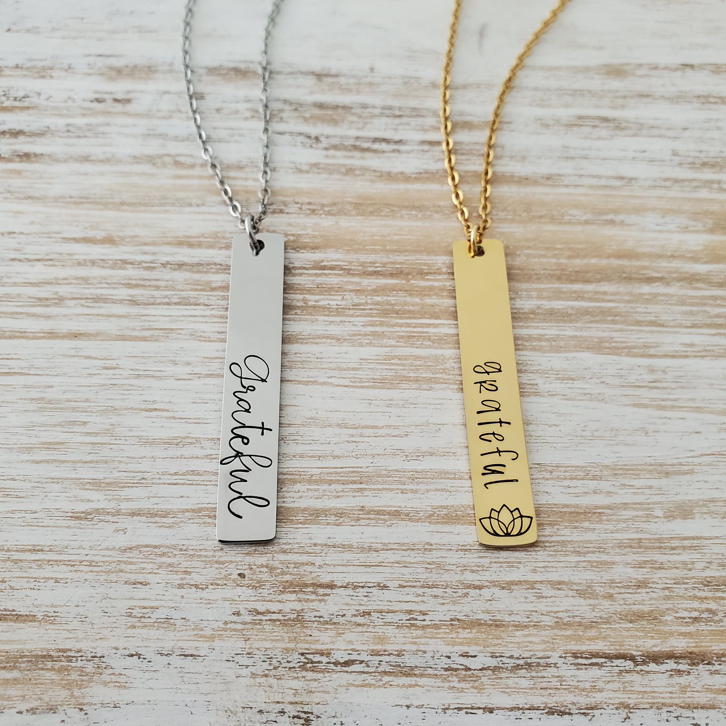 Vertical Bar Necklace 'grateful'