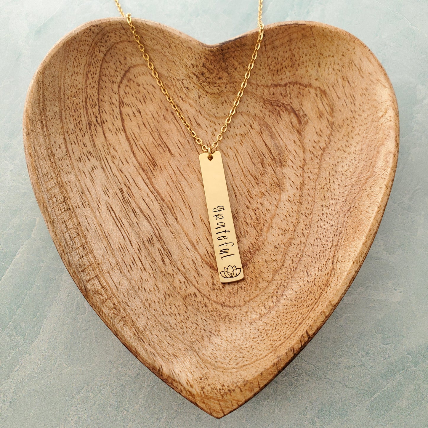 Vertical Bar Necklace 'grateful'