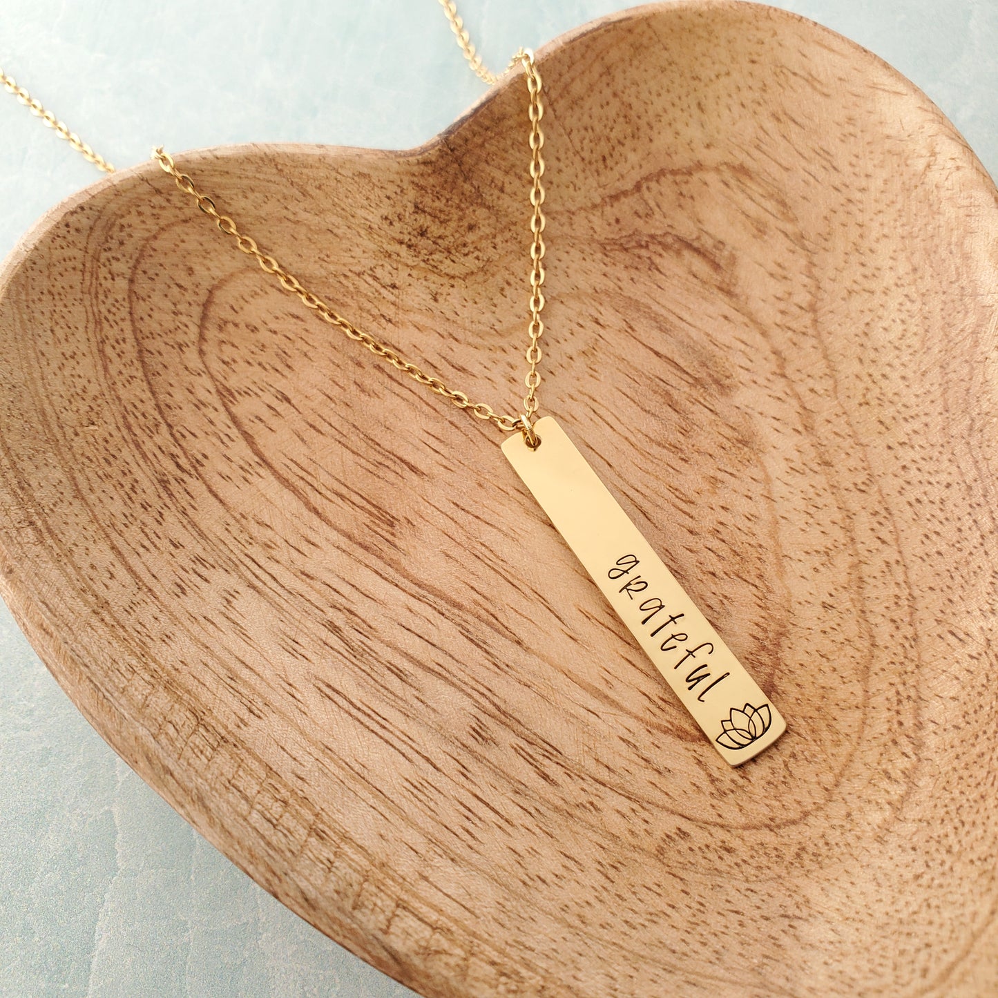 Vertical Bar Necklace 'grateful'