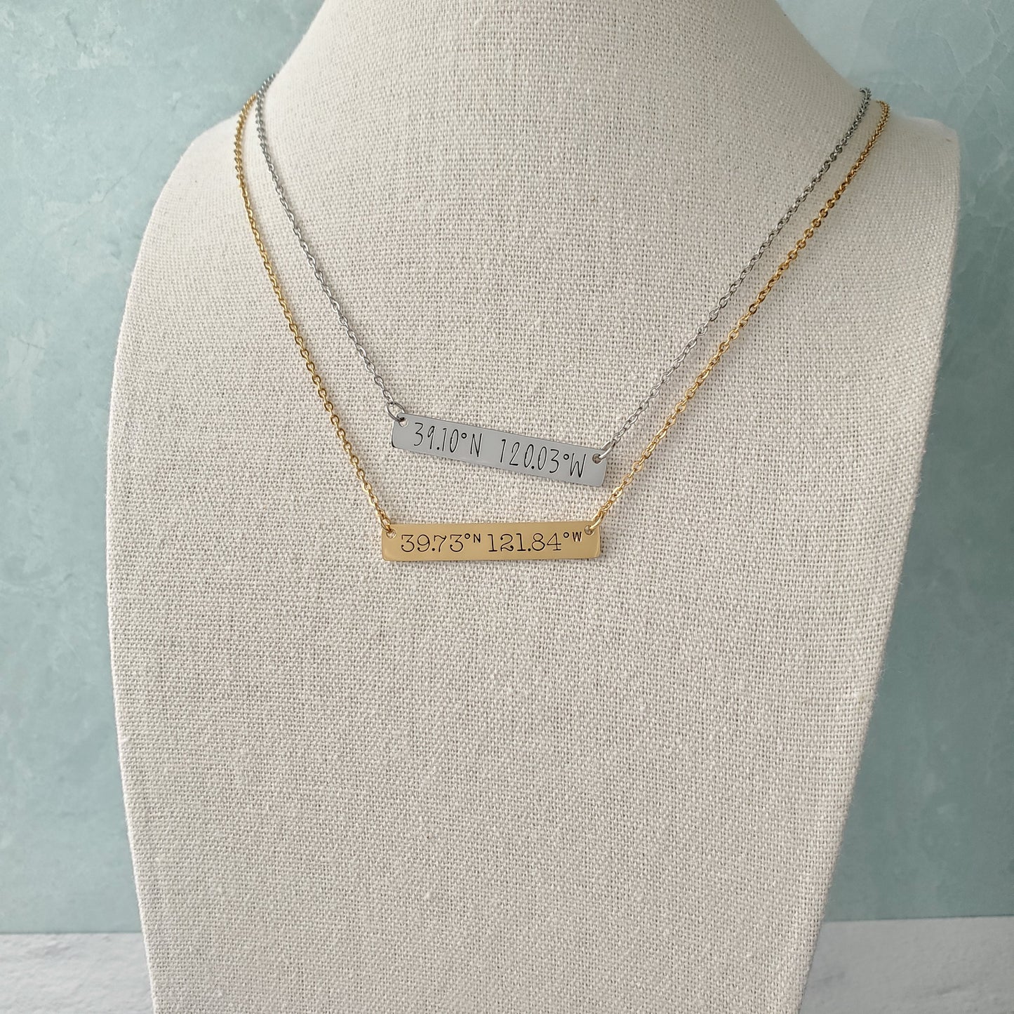 Horizontal Bar Necklace Coordinates