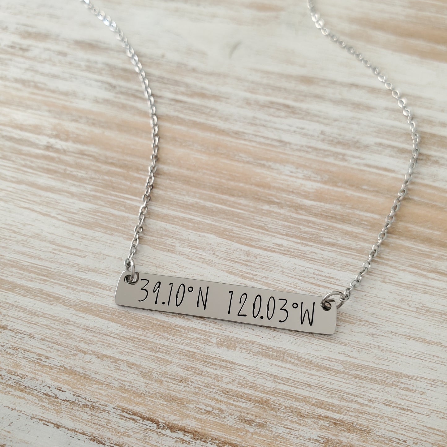 Horizontal Bar Necklace Coordinates